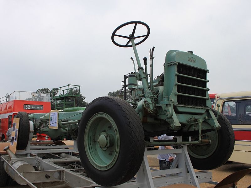 File:Bristol 2 ton chassis HU6618.jpg