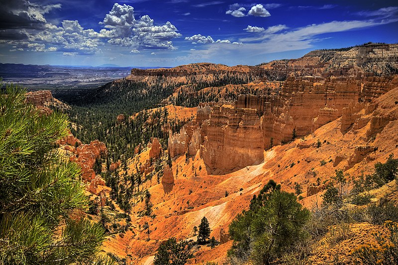 File:Bryce Canyon Colors.jpg