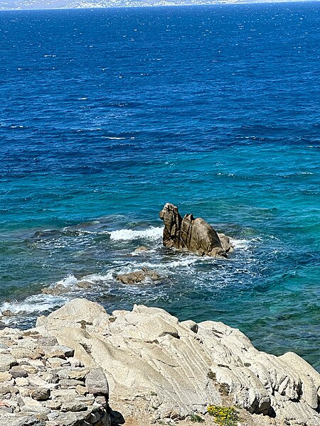 File:Camel Rock Mykonos.jpg