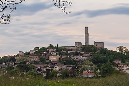 Village de Castelnau de Lévis