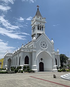 Cathédrale San Pedro de Macoris 04 2019 4325.jpg