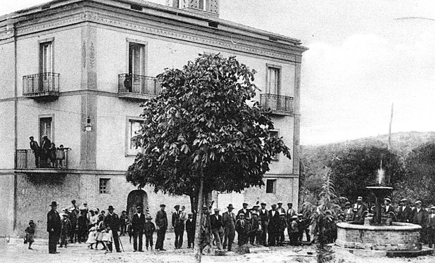 Gathering in front of the town hall (municipio) c. 1930s Ceraso Town Hall c. 1930.jpg