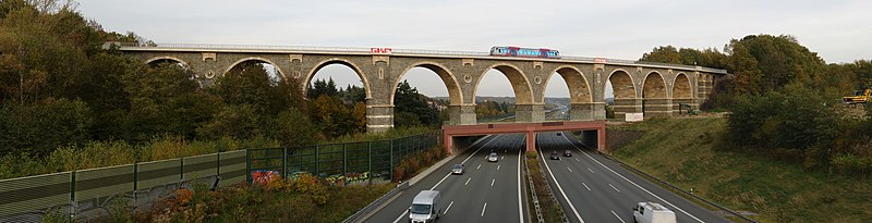 File:Chemnitz-Bahrebachmuehlenvidukt-2010.jpg