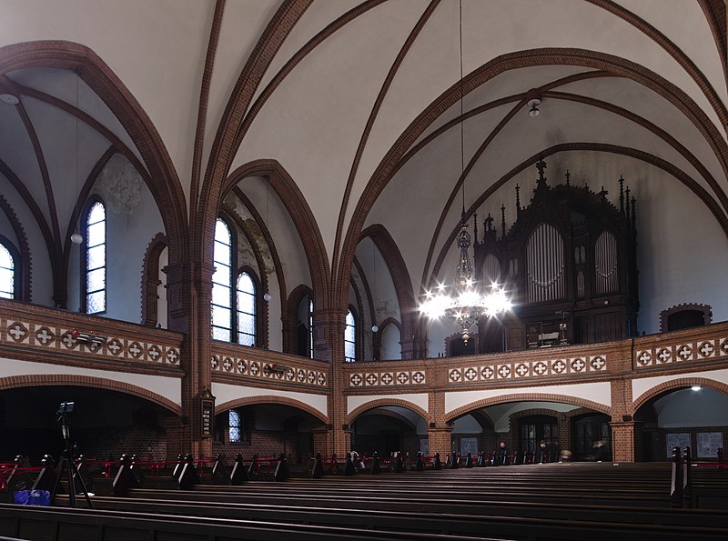 File:Chorzow Luther church interior gallery organ 2021.jpg