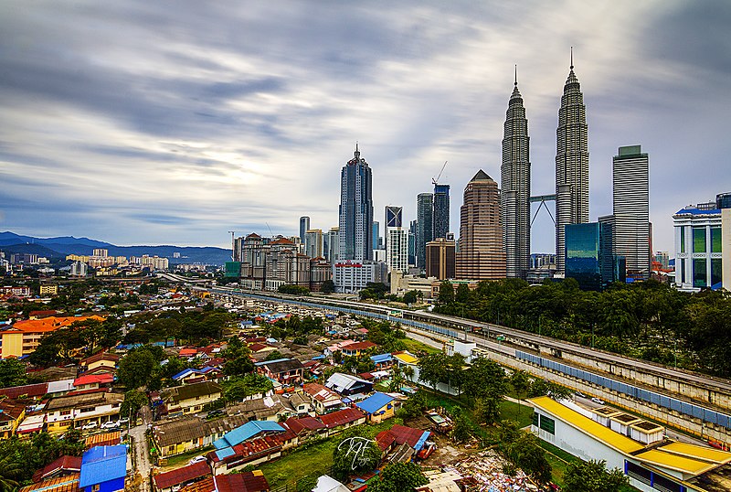 File:Cloudy Morning - Kampung Baru VS KLCC - Sunrise.jpg