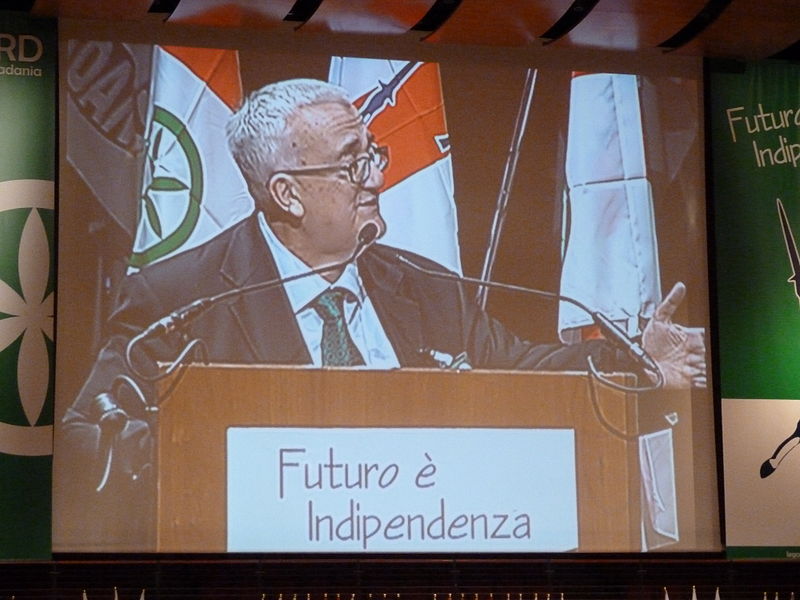 File:Congresso federale straordinario - Torino, 15 dicembre 2013 02.JPG