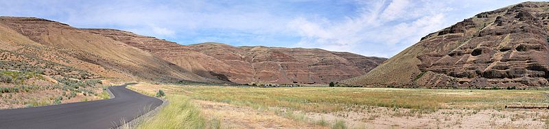 File:Cottonwood Canyon State Park pano.jpg