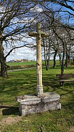 Cruz de las Edades - Aurignat.jpg