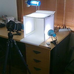 DIY Lightbox.jpg