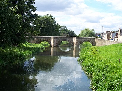 How to get to Deeping Gate with public transport- About the place