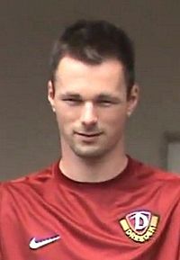 Dennis Eilhoff 2011 (بریده شده) .jpg