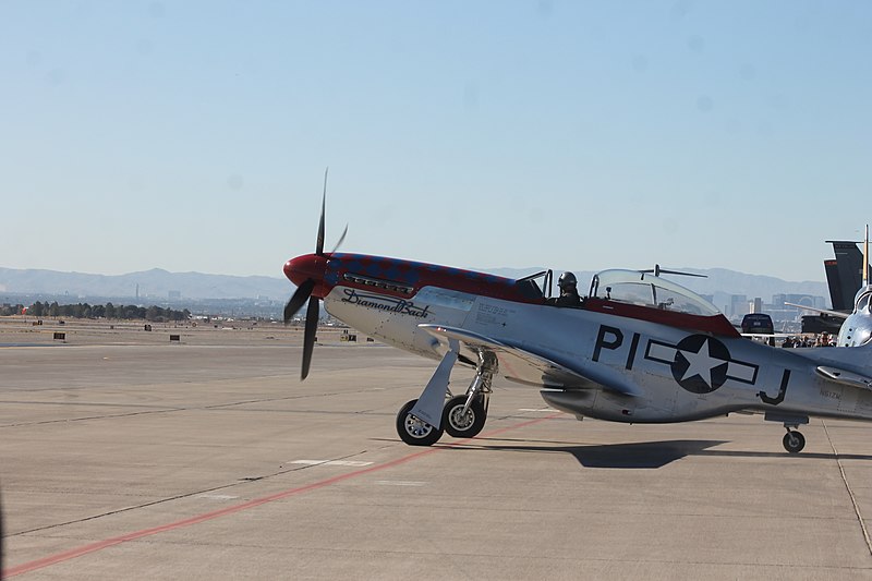 File:DiamondBack Taxiing - Aviation Nation 2019.jpg