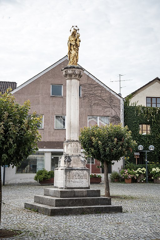 Dollnstein, Marktplatz, Mariensäule-20160811-001