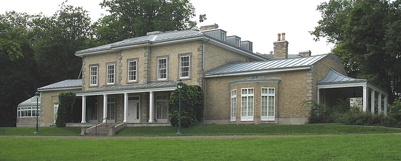 File:Domaine Cataraqui-1-Québec.jpg