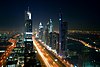 Dubajská noc skyline.jpg