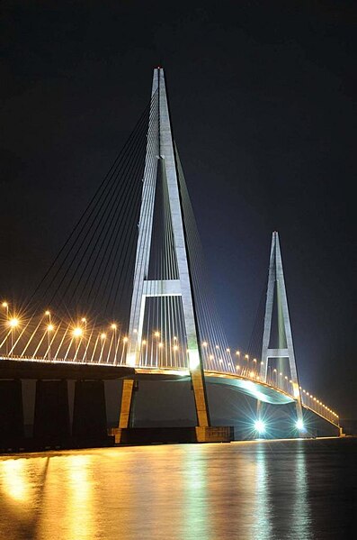 File:E22 Bridge.jpg