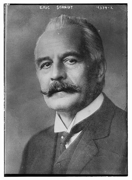 Erich Schmidt (historian) in 1917.jpg