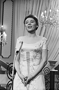 Eurovisie Songfestival 1962 te Luxemburg, voor Denemarken Ellen Winther, Bestanddeelnr 913-6601.jpg