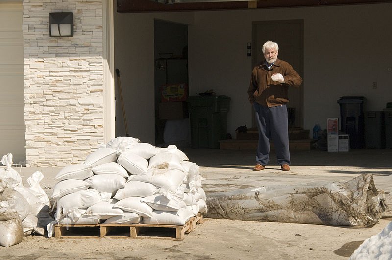 File:FEMA - 40564 - Sand bags in North Dakota.jpg