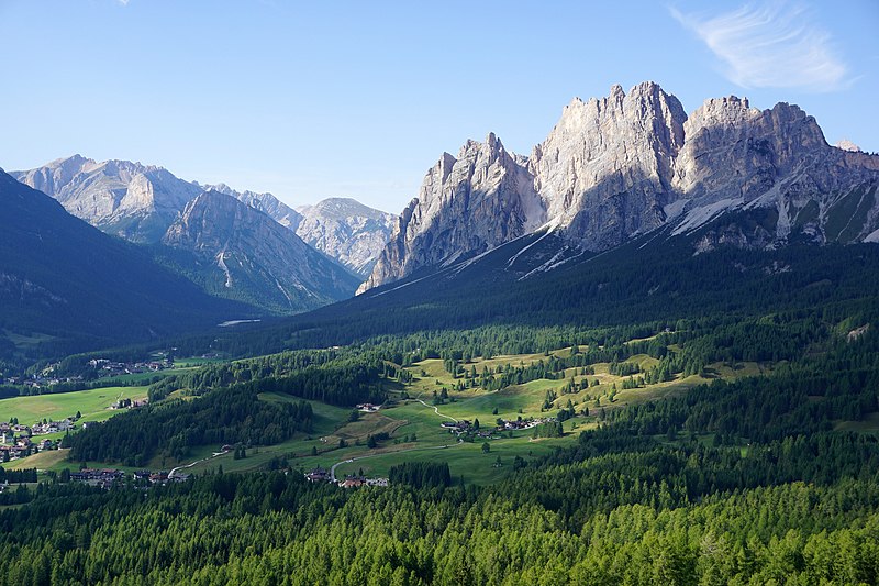 Archivo:Faloria Cortina d'Ampezzo 27.jpg