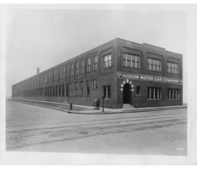 Hudson's first factory at Mack and Beaufait Avenues, 1909 photo First Hudson Motor Car Company Factory.png