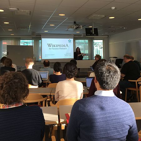 Wikipedia workshop at Karolinska Institutet, November 2015.