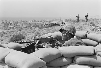 Foxhole - Libanon - Beiroet - juli 1958.jpg