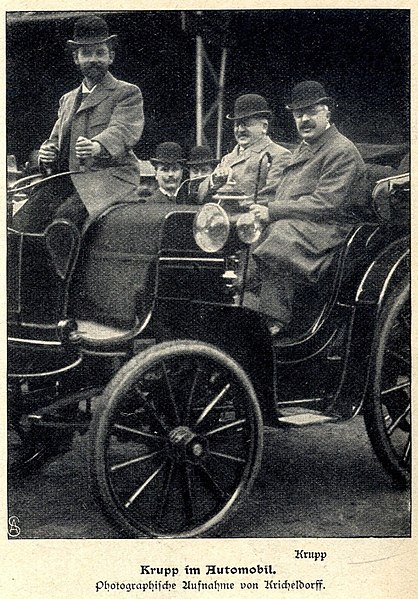 File:Friedrich Alfred Krupp im Automobil, 1902.jpg