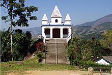 📍Paraty, Rio de Janeiro state, Brasil 🇧🇷 founded in 1667, it was built  too close to the ocean, every time the tide comes in it turns the streets  into shallow creeks. : r/ArchitecturalRevival