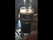 Файл: Guinness Pour Serve.webm 