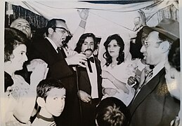 Hakham Uriel officiating a wedding. Tehran, 1975.