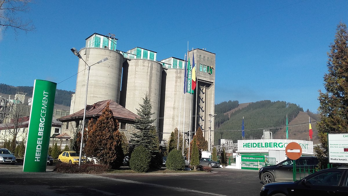 Fabrica de ciment Tașca - Wikipedia