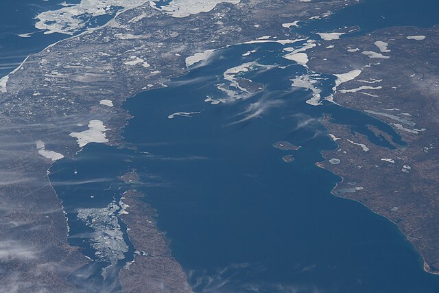 Most islands in Lake Michigan are in the northern part of the lake. Photo taken from the International Space Station on April 10, 2022.