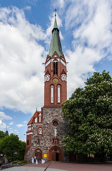 File:Iglesia de San Jorge, Sopot, Polonia, 2013-05-22, DD 01.jpg