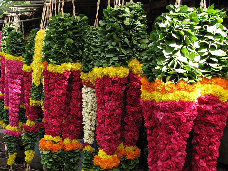 File:India - Chennai - Colours - Heavy garlands for sale (3058669185).jpg