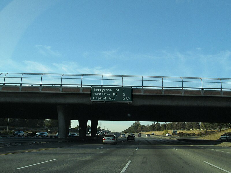 File:Interstate 680 - California - 11383540146.jpg