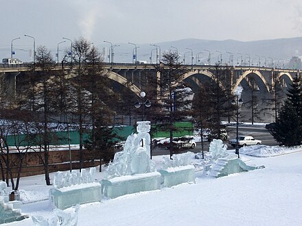 Krasnoyarsk, Communalnyi bridge (Коммунальный мост) is the main bridge over the Yenisey river