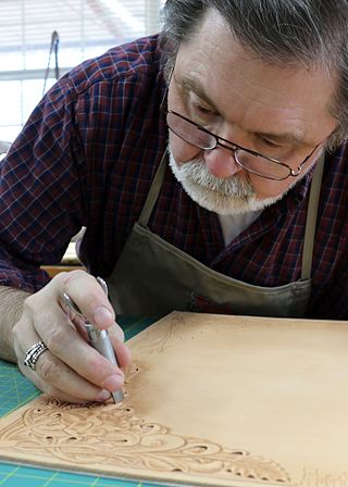 <span class="mw-page-title-main">Jim Linnell</span> Leather craftsman