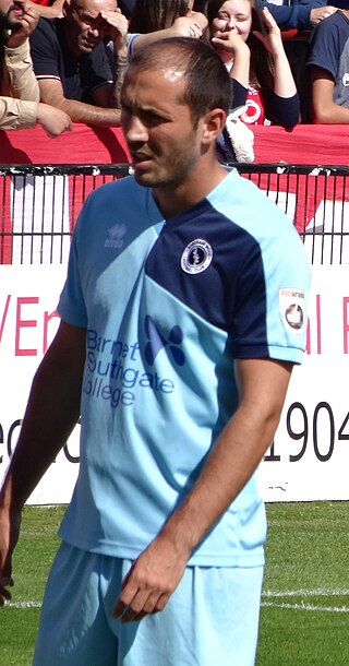 <span class="mw-page-title-main">Joe Devera</span> English footballer