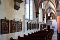 Kaisersesch, Sint-Pancratiuskerk, zijbeuk met kruiswegstaties.jpg