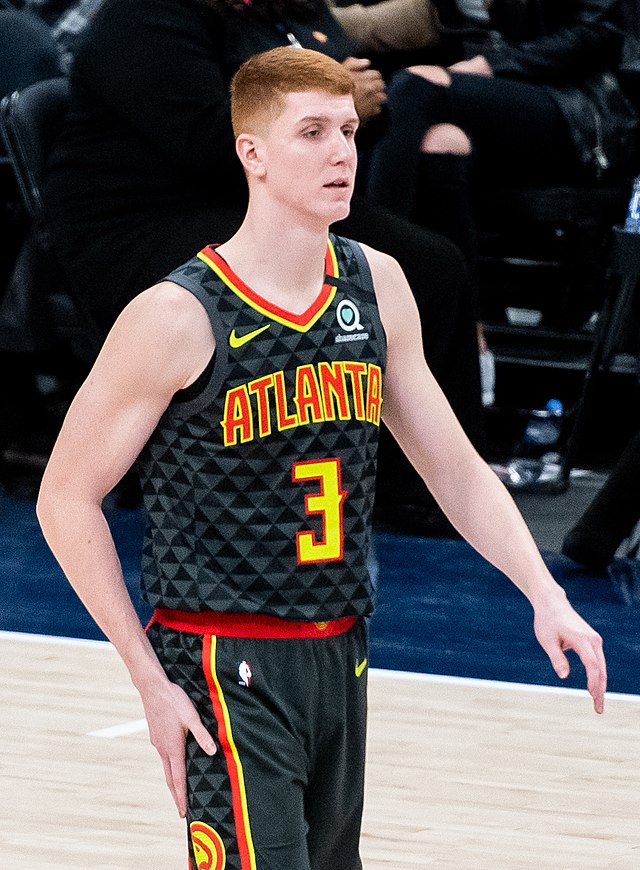 Kevin Huerter on learning about the Kings and Lakers rivalry in