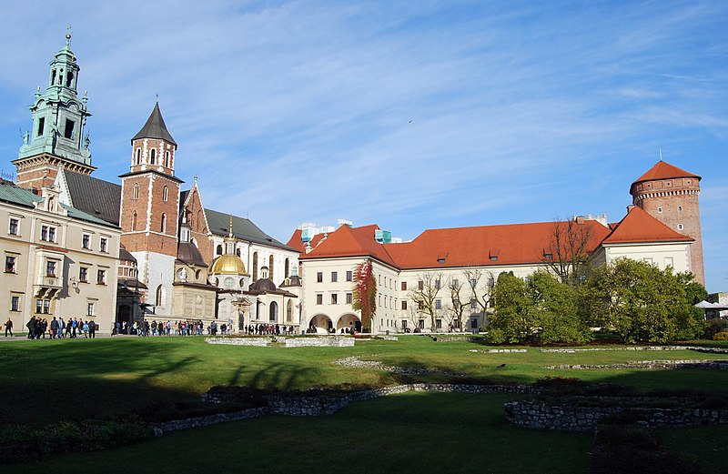 File:Krakkói vár - panoramio.jpg