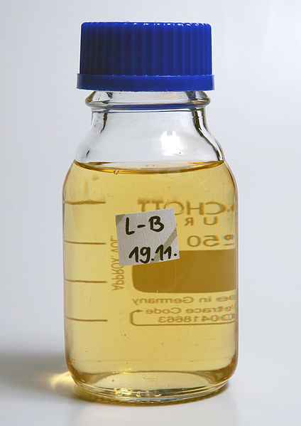 File:LB luquid medium bottle-01.jpg