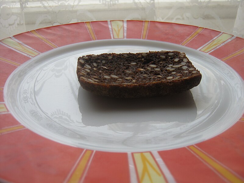 File:Lithuanian bread with Sunflowers.jpg