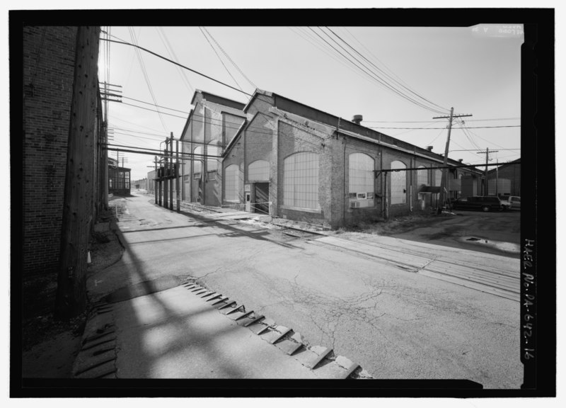 File:Looking southwest at northeast corner of erecting shop. - Bessemer and Lake Erie Railroad, Greenville Shops, 86 Ohl Street, Greenville, Mercer County, PA HAER PA-642-16.tif