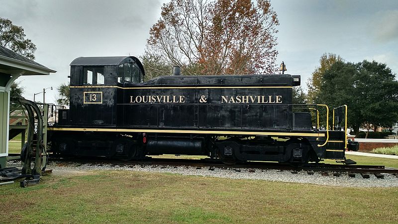 File:Louisville & Nashville -13 Diesel Locomotive.jpeg