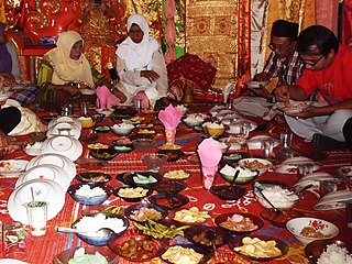 <span class="mw-page-title-main">Makan bajamba</span>