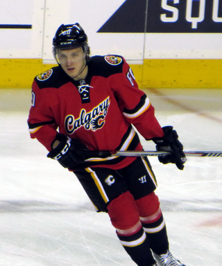 <span class="mw-page-title-main">Markus Granlund</span> Finnish ice hockey player