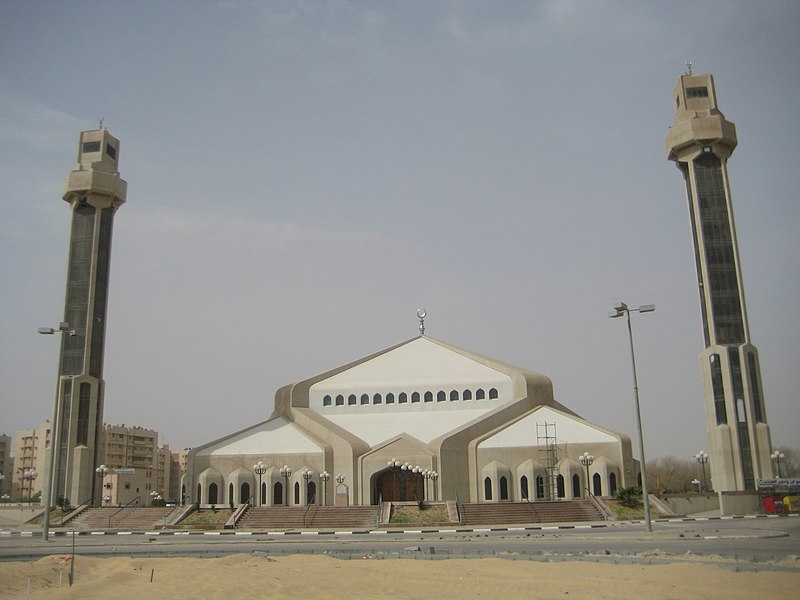 File:Masjid, മുസ്ലീം പള്ളി, ഇരട്ട മിനാരം.JPG