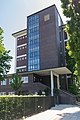 Deutsch: Schule Meerweinstraße in Hamburg-Winterhude. This is a photograph of an architectural monument. It is on the list of cultural monuments of Hamburg, no. 20445.